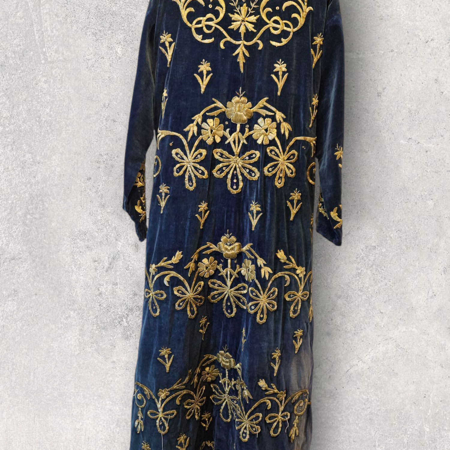 Kaftan, İpek Gecelik, Diğer Elbiseler