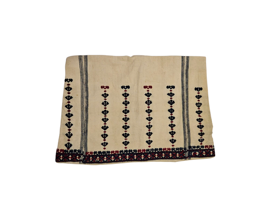 pamuk işlemeli yastık