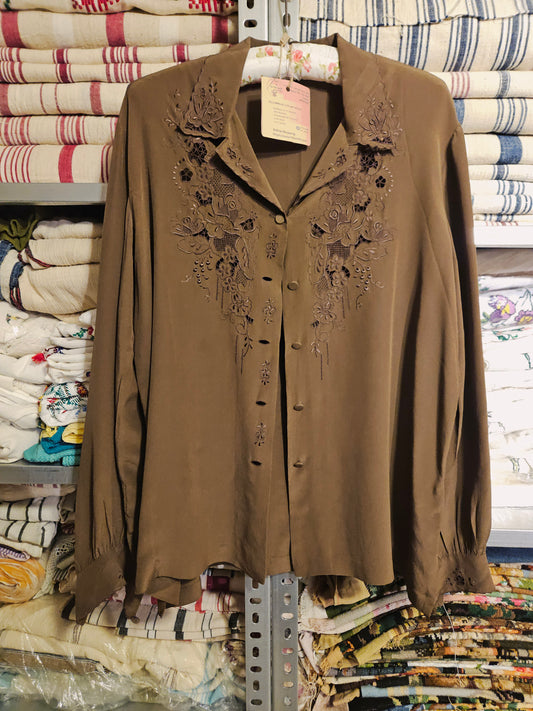 İşlemeli Gömlek ig003